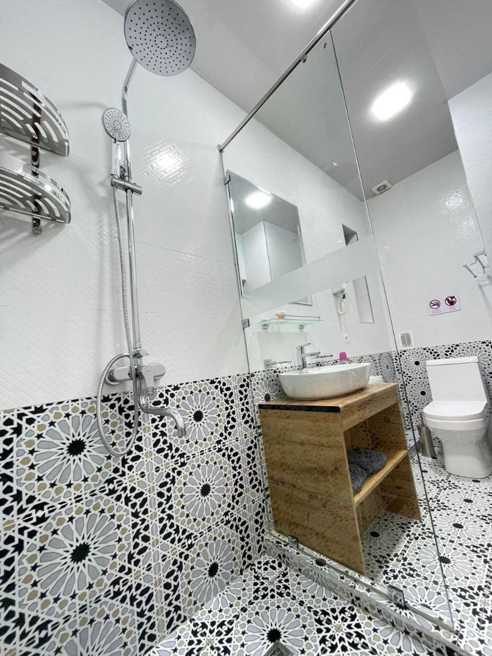 Meros Hotel Buxoro Ngoại thất bức ảnh